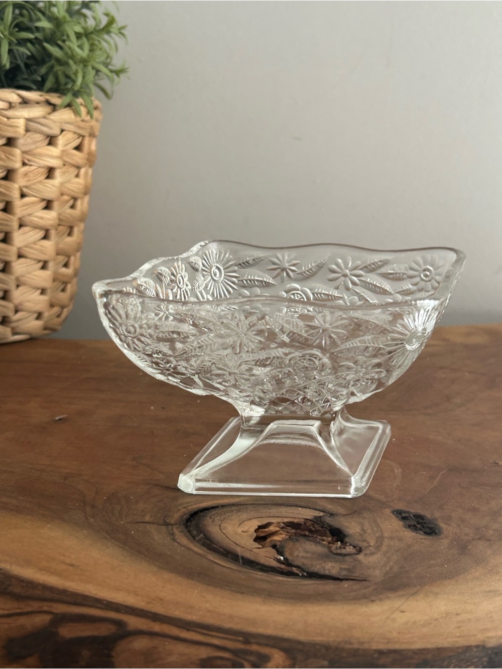 Carnival Glass Pedestal Diamond Shaped Bowl Candy Dish Clear pineapple & floral